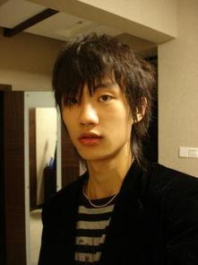 许嵩照片最好看的,光影交织，定格最美瞬间